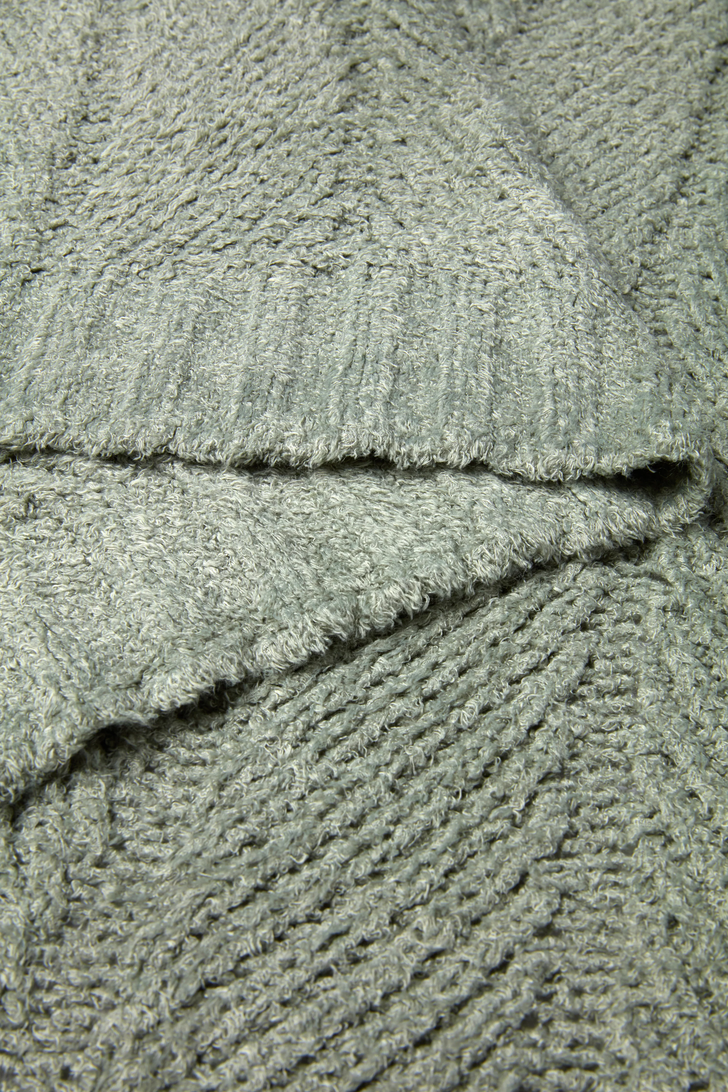 Cozy Shine Herringbone Blanket - Image 4
