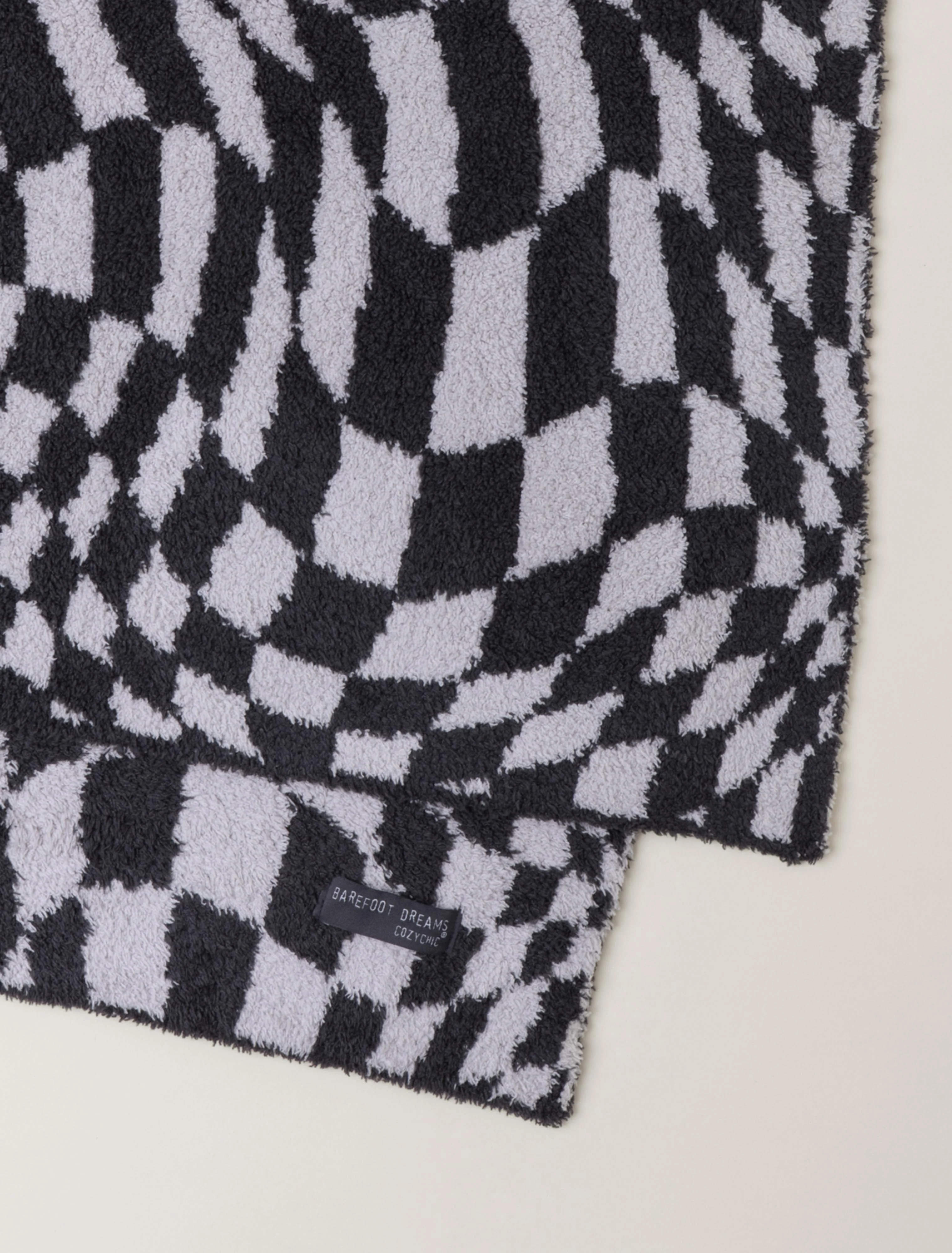 CozyChic® Checkered Blanket - Image 4