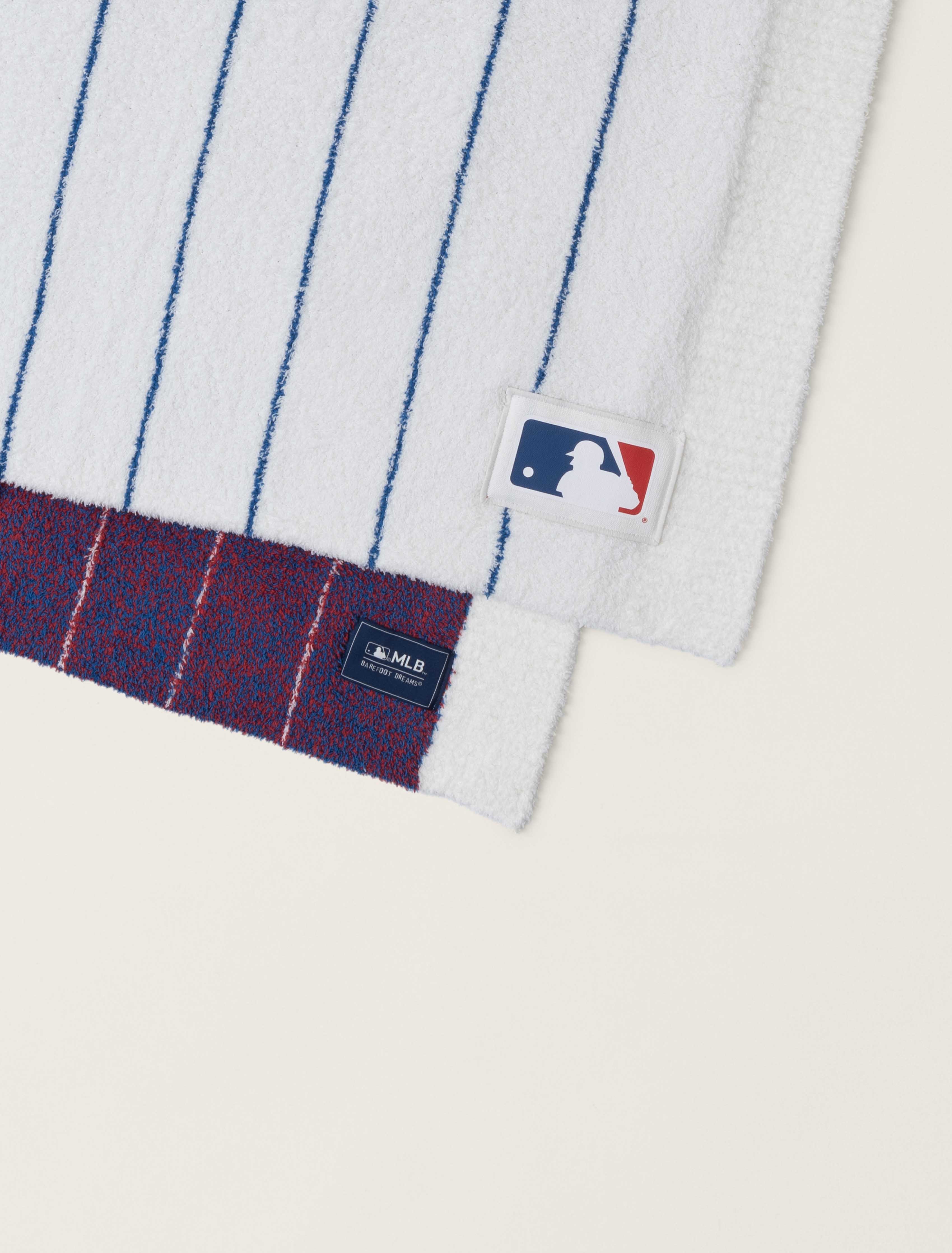 CozyChic® Chicago Cubs™ Throw - Image 4