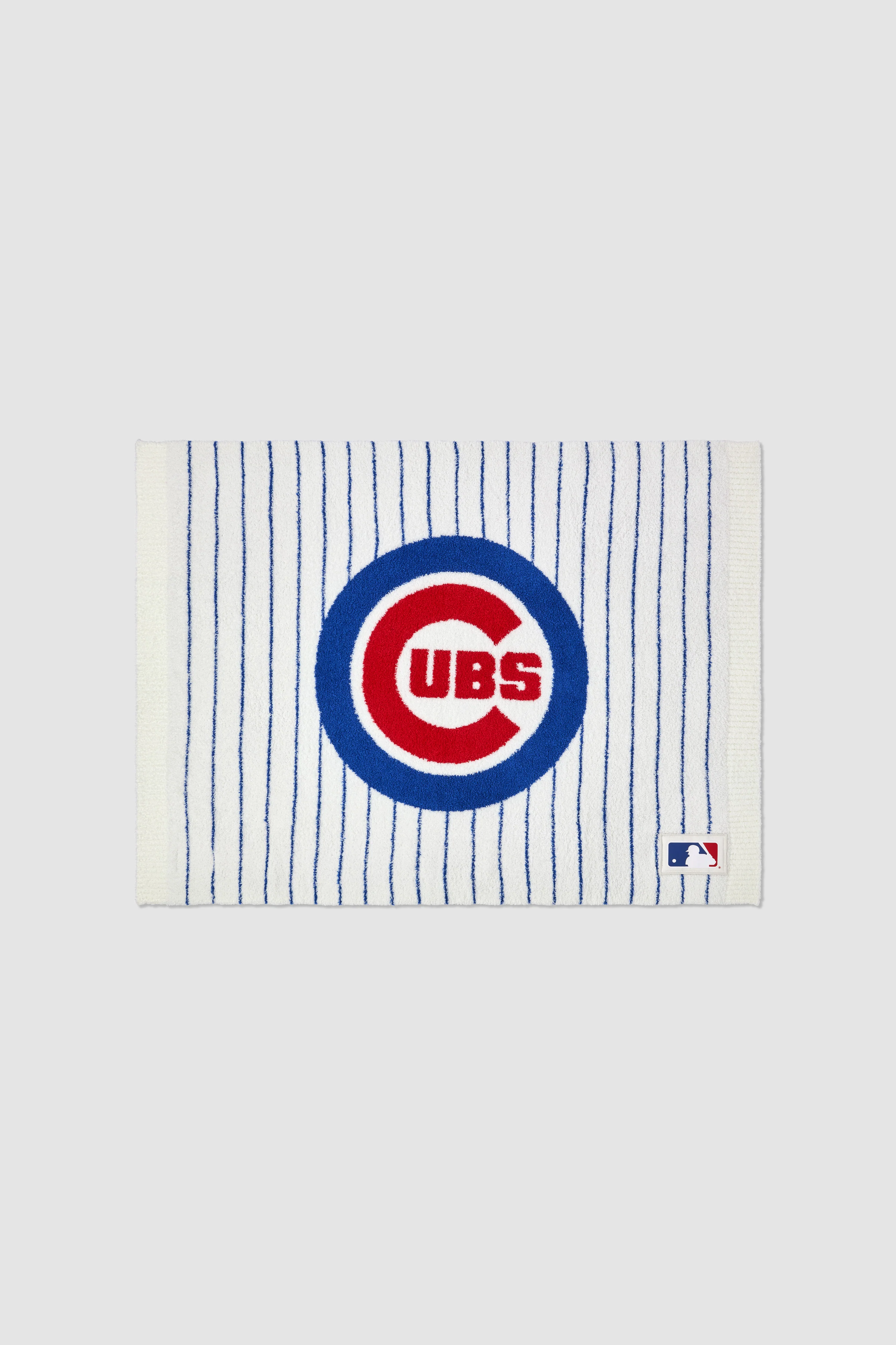CozyChic® Chicago Cubs™ Stroller Blanket - Image 2