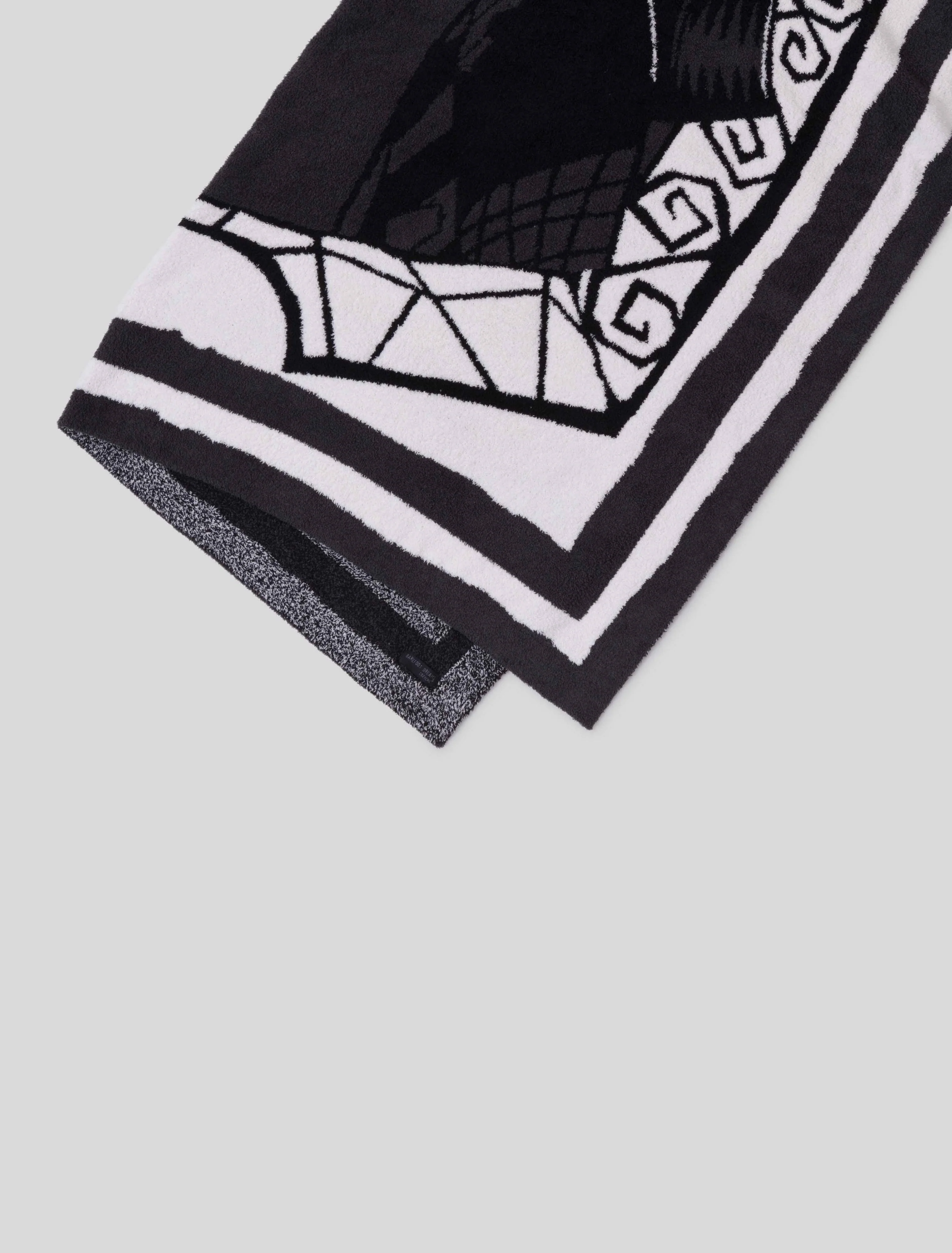 CozyChic® Disney Jack and Sally Throw - Image 4