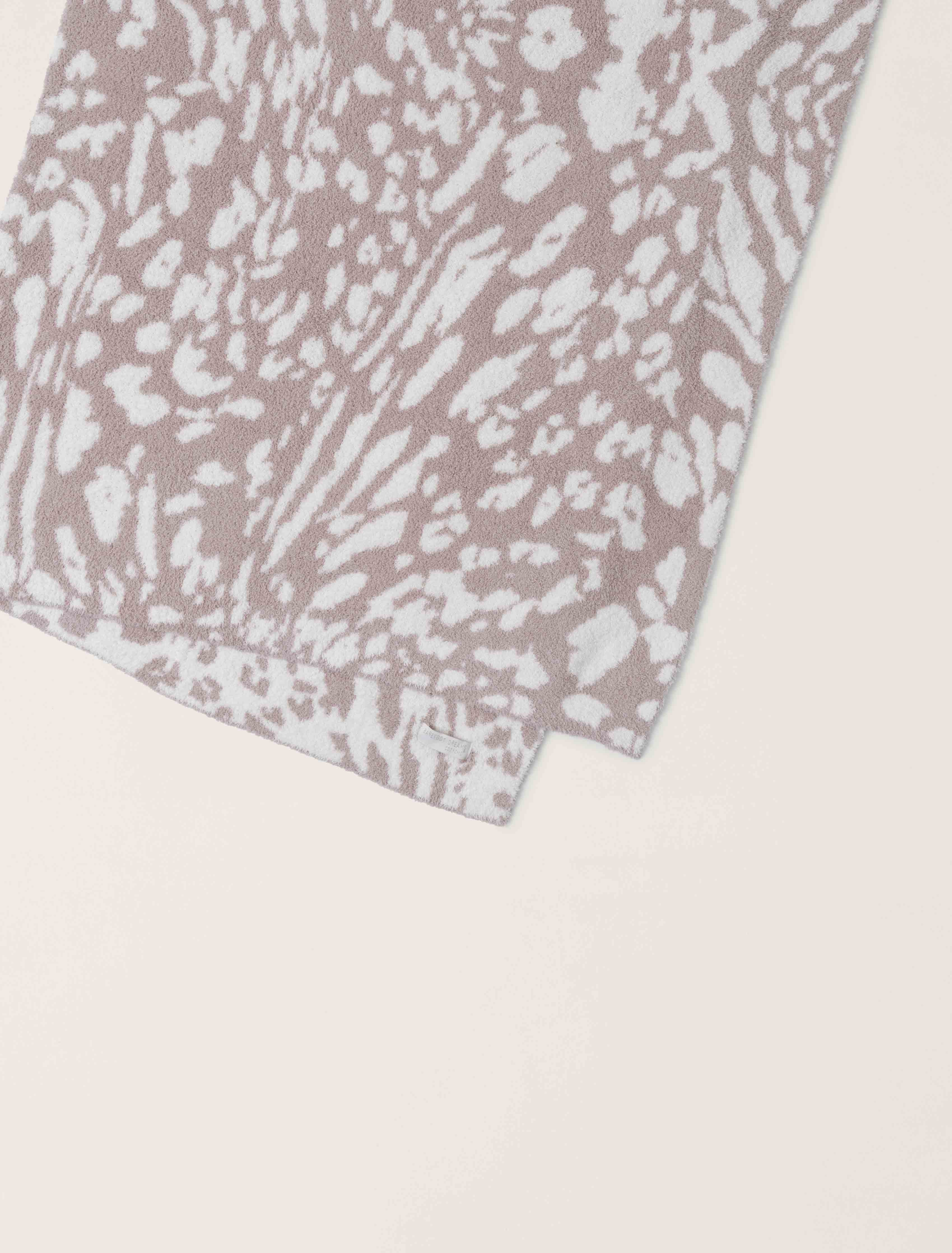 CozyChic® Fauna Leopard Throw - Image 4