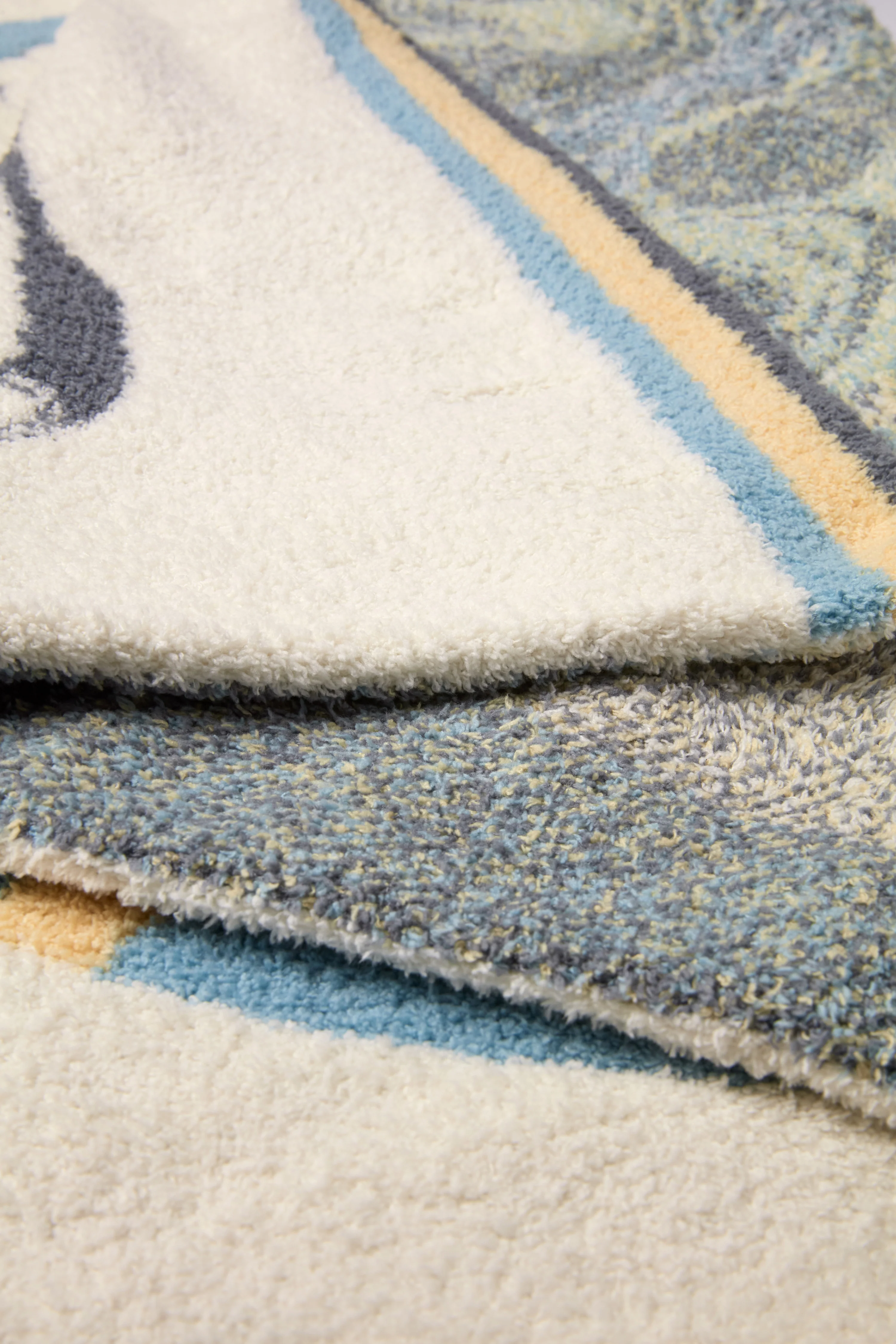 CozyChic® Hot Wheels™ Stroller Blanket - Image 4