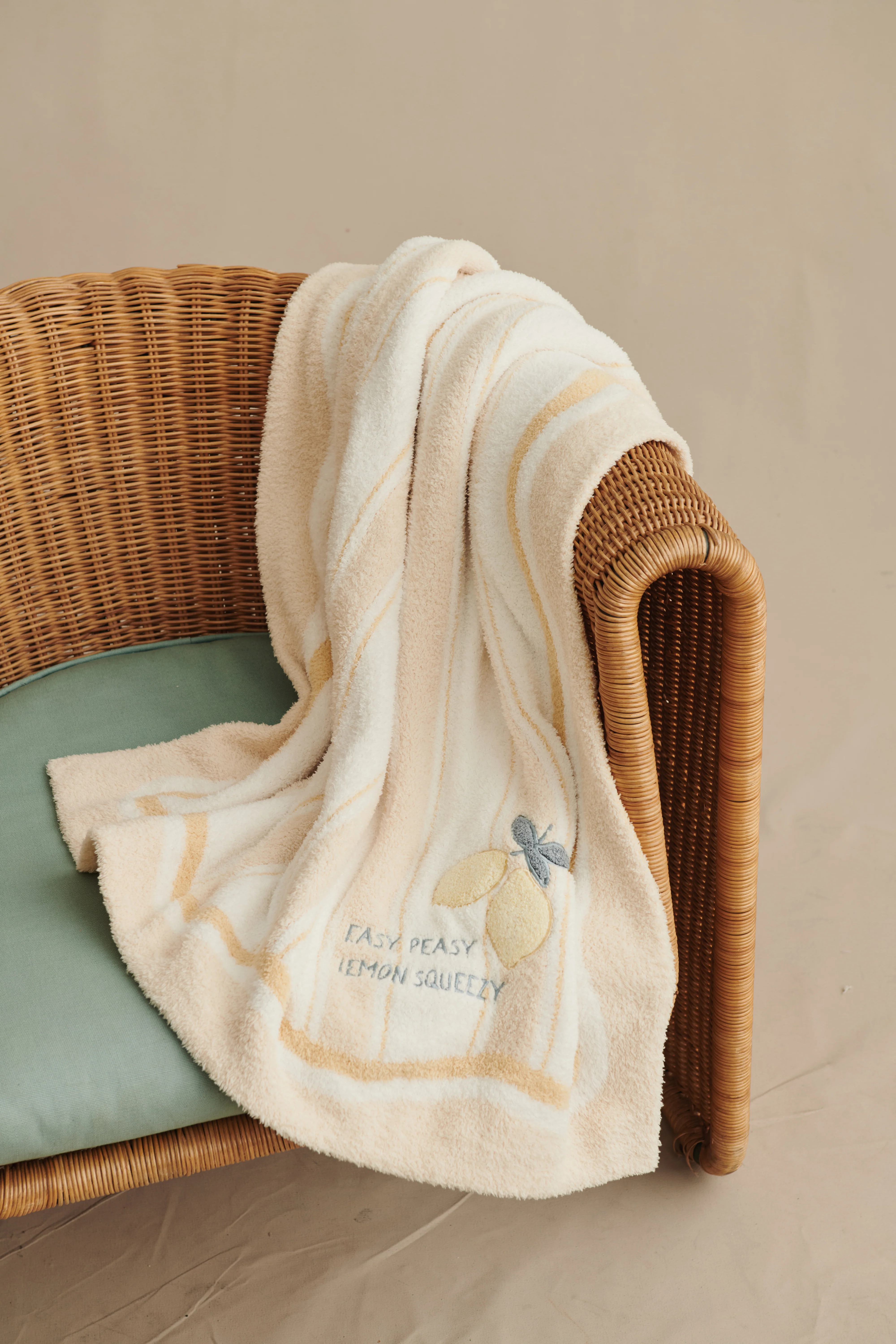 CozyChic® Lemon Stroller Blanket - Image 5