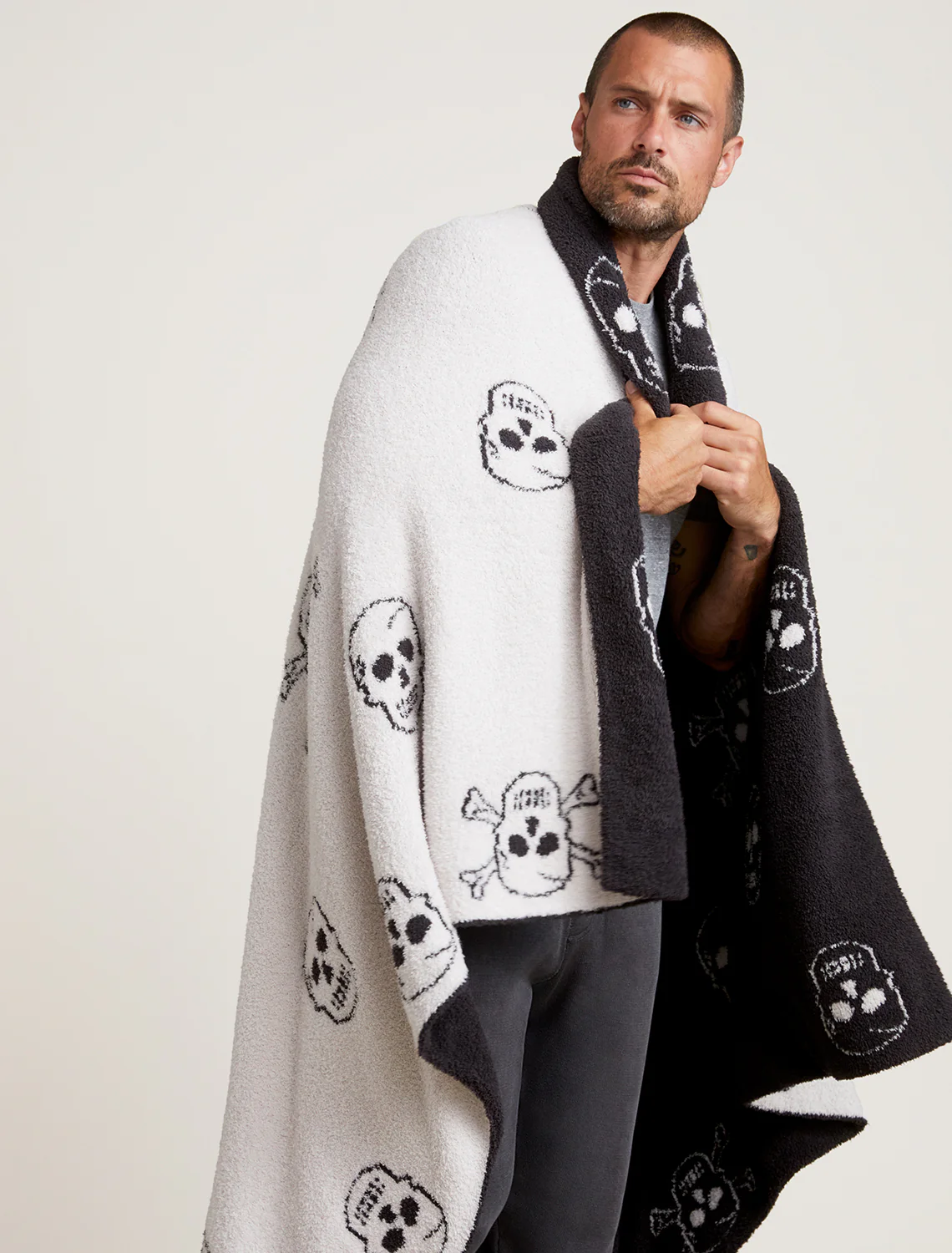 CozyChic® Skull Throw - Image 5