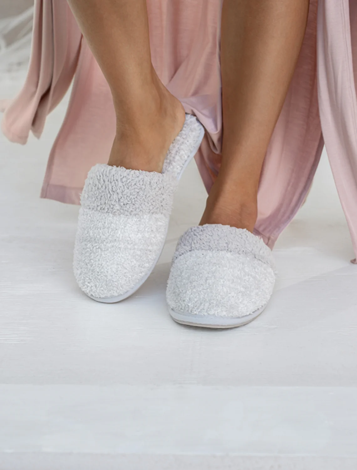 CozyChic® Women's Malibu Slipper - Image 9
