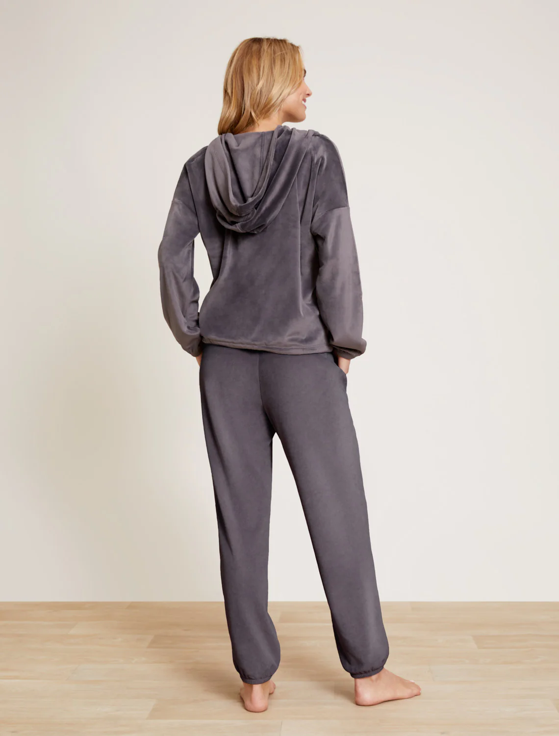 LuxeChic® Jogger - Image 6